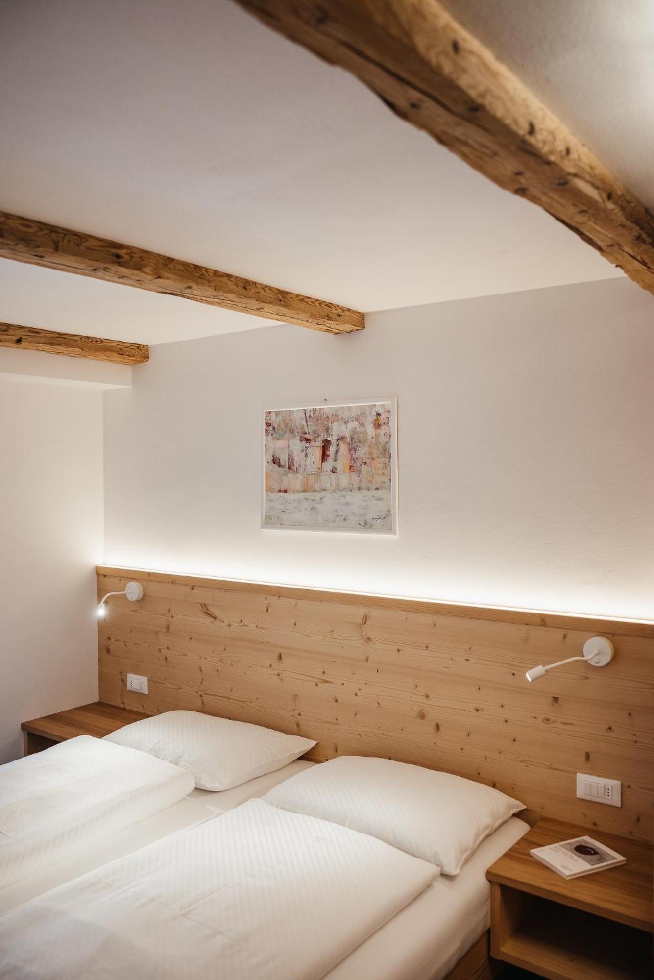 Roda De Ciar Badia (South Tyrol)